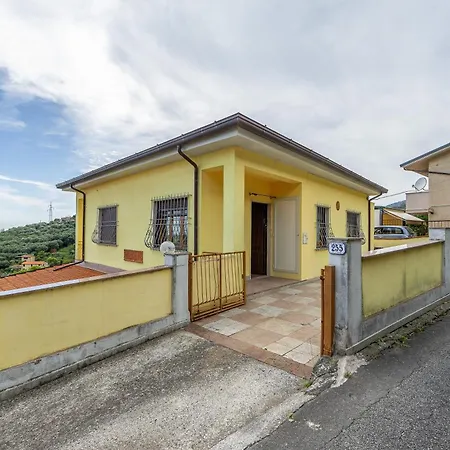 Willa Casa Lilli - Vista Mozzafiato A Pochi Passi Da Dei Marmi Vallecchia