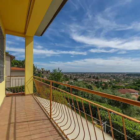 Casa Lilli - Vista Mozzafiato A Pochi Passi Da Dei Marmi