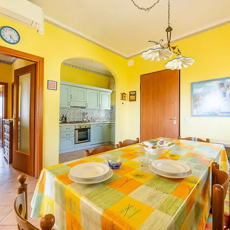 Casa Lilli - Vista Mozzafiato A Pochi Passi Da Dei Marmi *